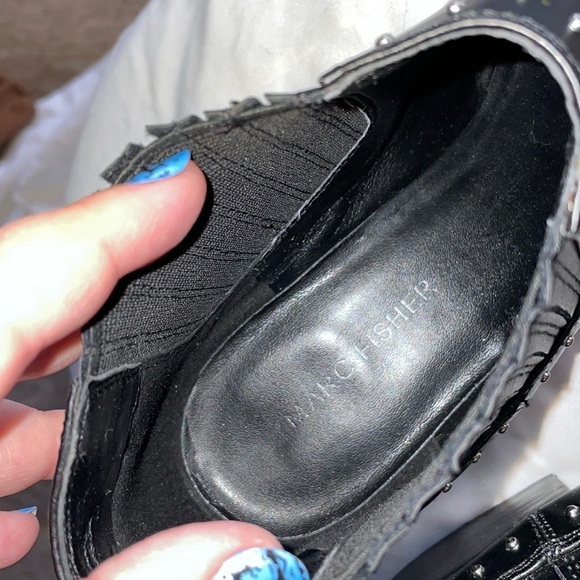 Marc Fisher Idalee Studded Chelsea Block Heel Booties
Black size 9 - Picture 5 of 16